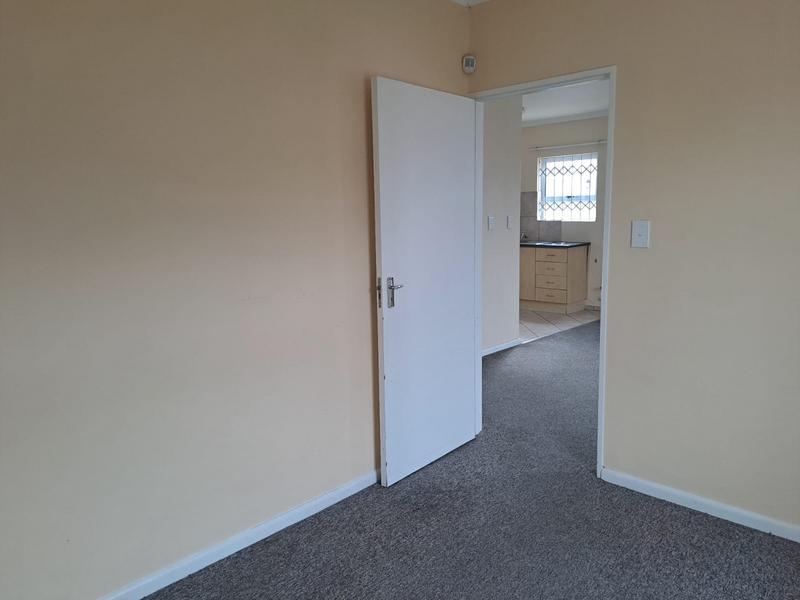 2 Bedroom Property for Sale in Gaylee Western Cape